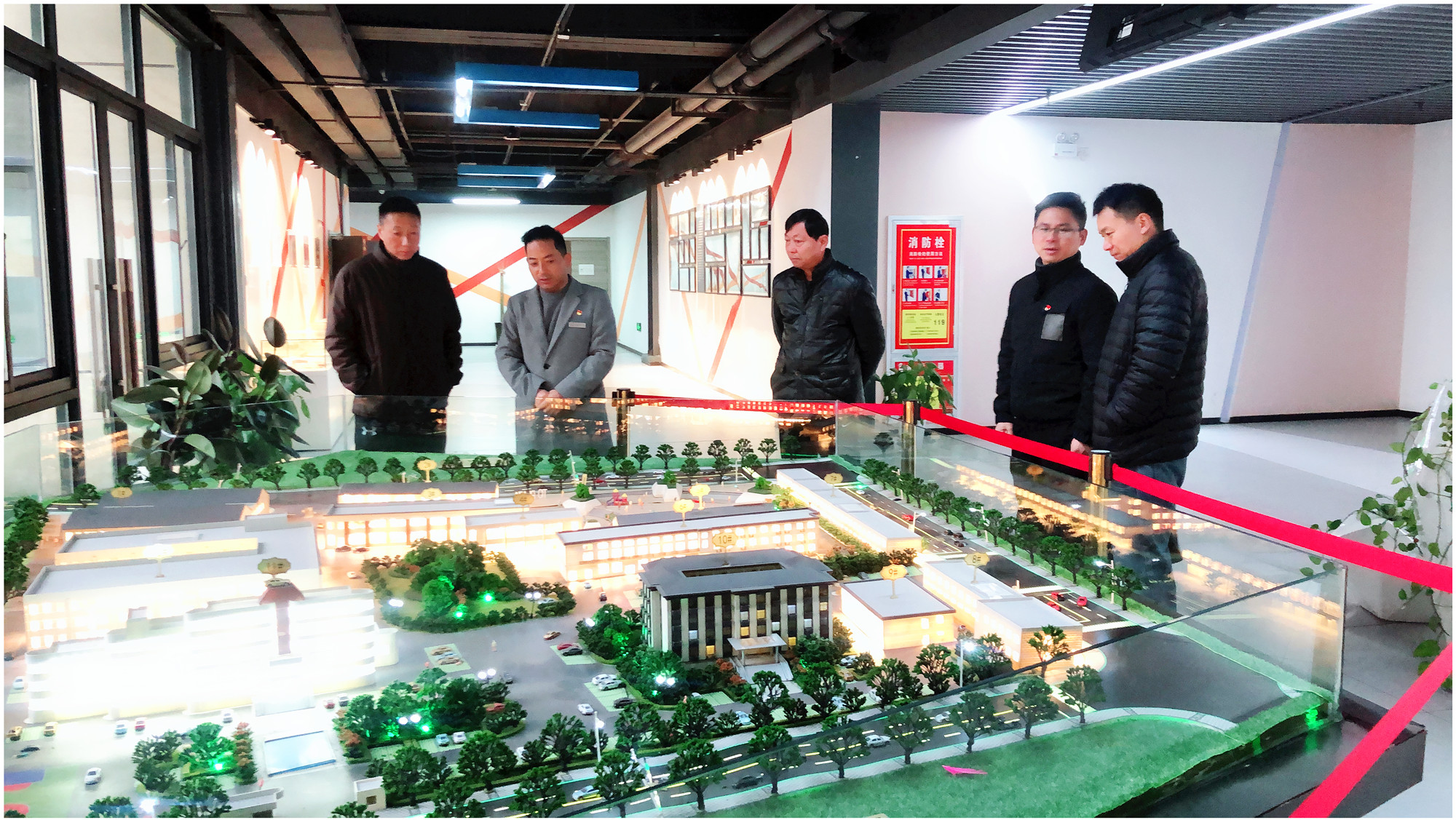 廬陽(yáng)區(qū)政協(xié)黨組成員、秘書長(zhǎng)尹楊 蒞臨廬陽(yáng)建華文創(chuàng)園調(diào)研指導(dǎo)